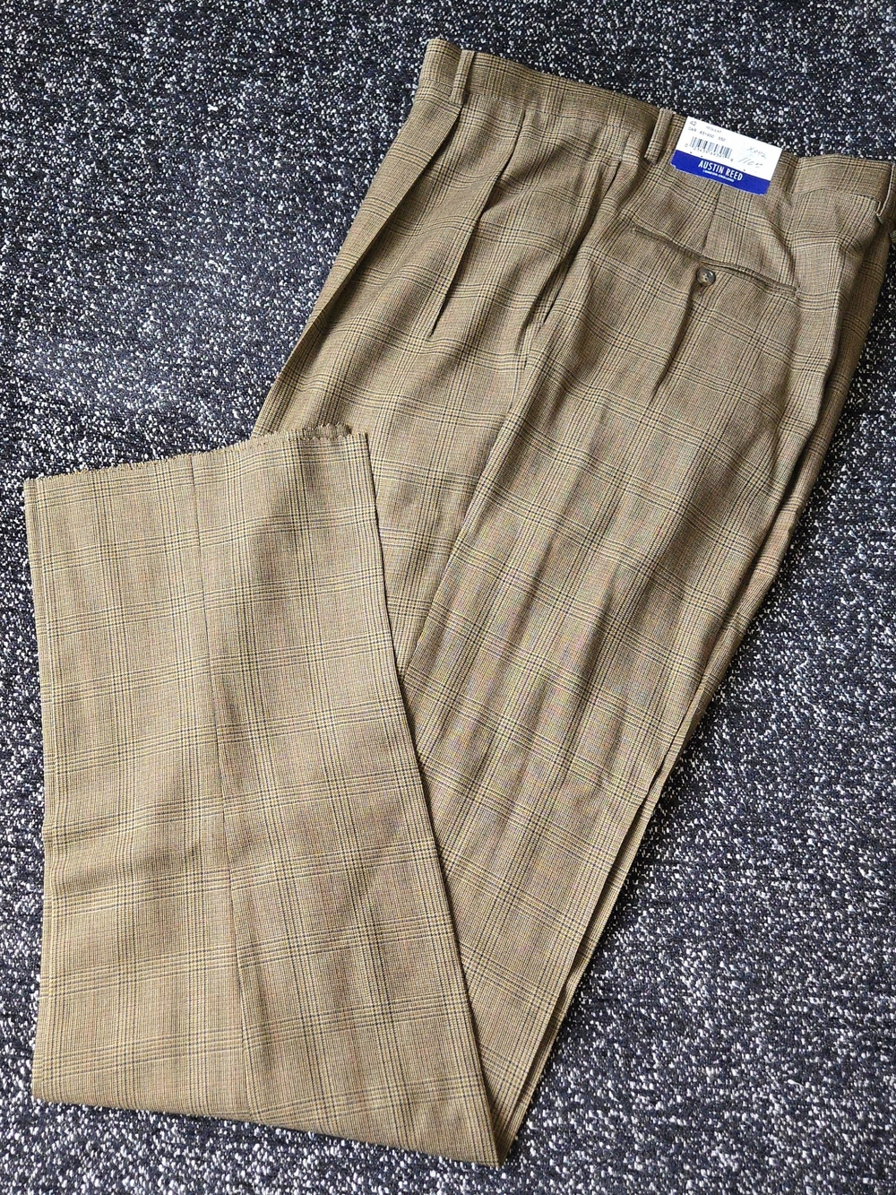 Austin Reed Men's Plaid Dress Pants in Tan and Brown